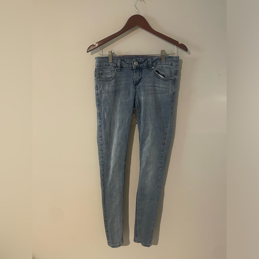 LOVESICK Slim Blue Jeans